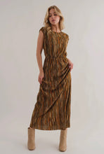 Load image into Gallery viewer, Mia Maxi Dress
